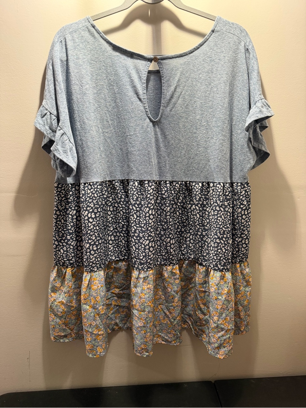 Women's Heathered Blue Tiered Ruffle Sleeve Floral-Print Top - Picture 6 of 8